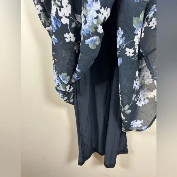 H&M Black and White Mock Neck long Sleeve Dress - Picture 5 of 6